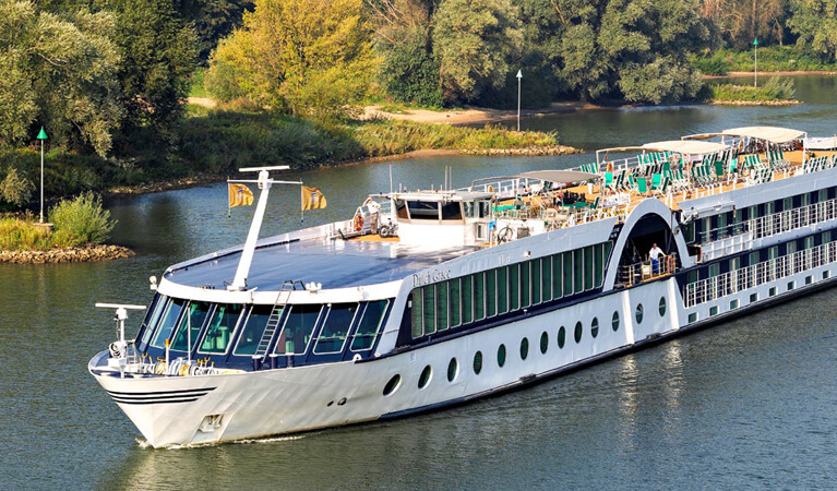 Motonave Dutch Grace